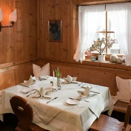 Mini-hôtel Hirschen 2*